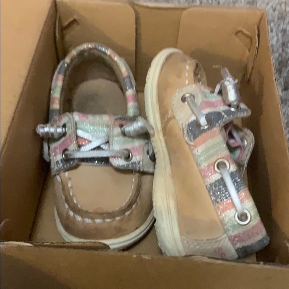Sperry shoreside stripe